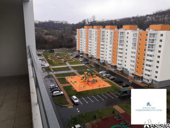 3-комн квартира Тепличная улица,79