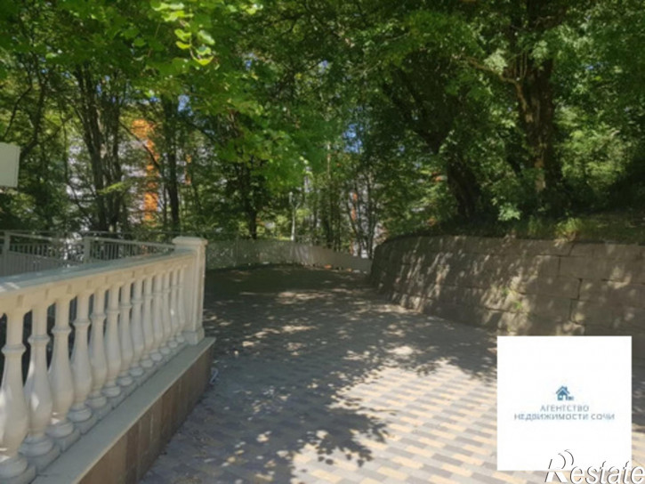 3-комн квартира Тепличная улица,79