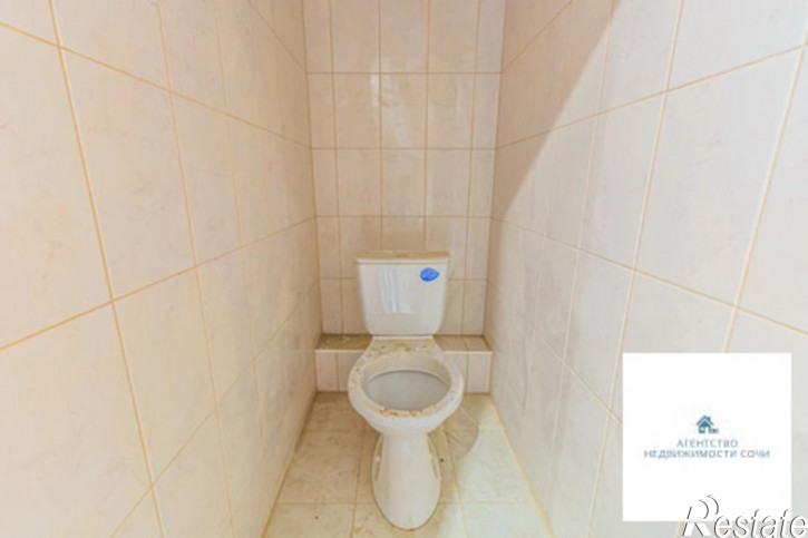 3-комн квартира Тепличная улица,79