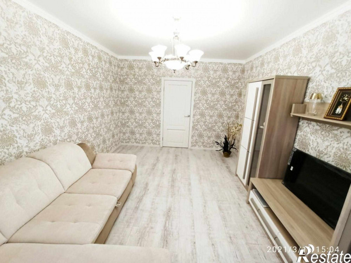 2-комн квартира Уральская ул, 20