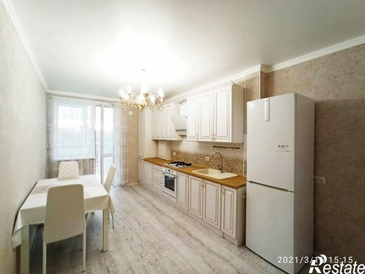 2-комн квартира Уральская ул, 20