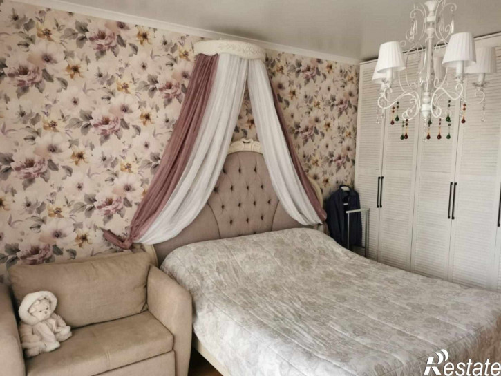 3-комн квартира Сержанта Колоскова ул, 8