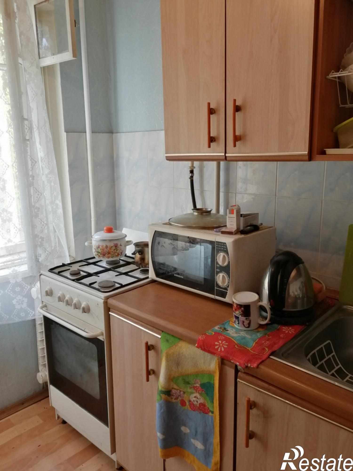 Сдать квартиру за 15 000 рублей на 60-летия Октября б-р, 9