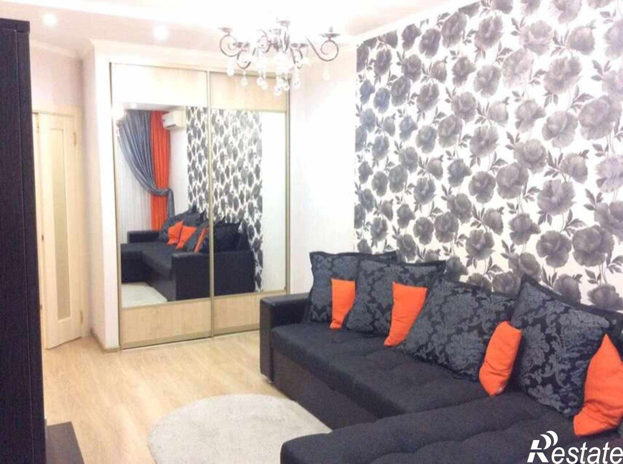 Сдать квартиру за 13 500 рублей на Победы улица, 142