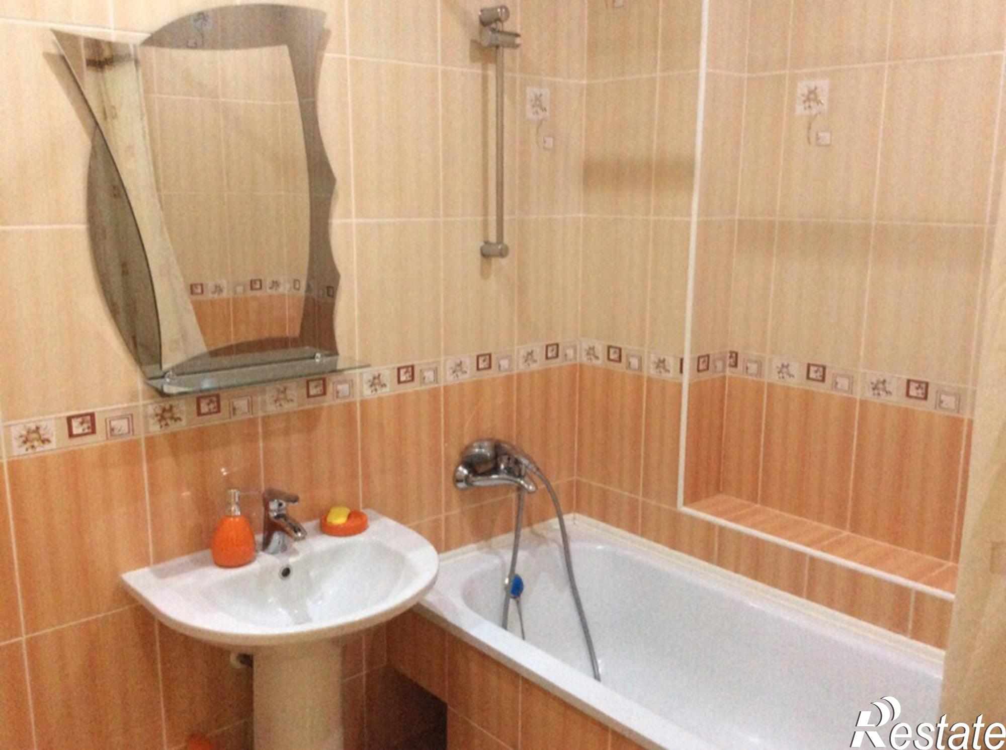 Сдать квартиру за 13 500 рублей на Победы улица, 142