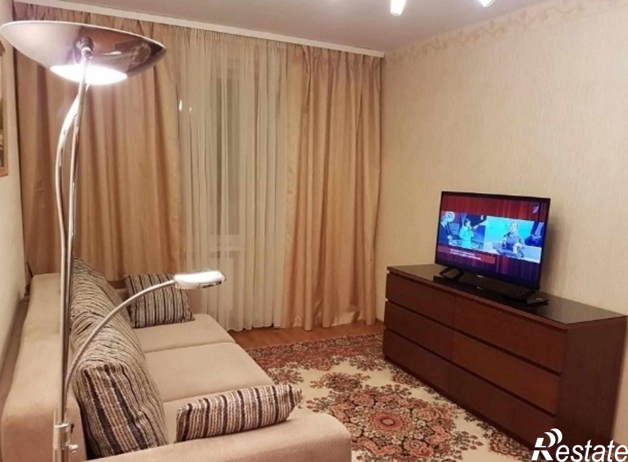 Сдать квартиру за 13 000 рублей на Демократическая улица, 12