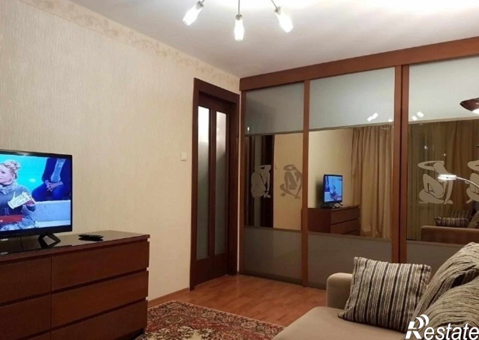 Сдать квартиру за 13 000 рублей на Демократическая улица, 12