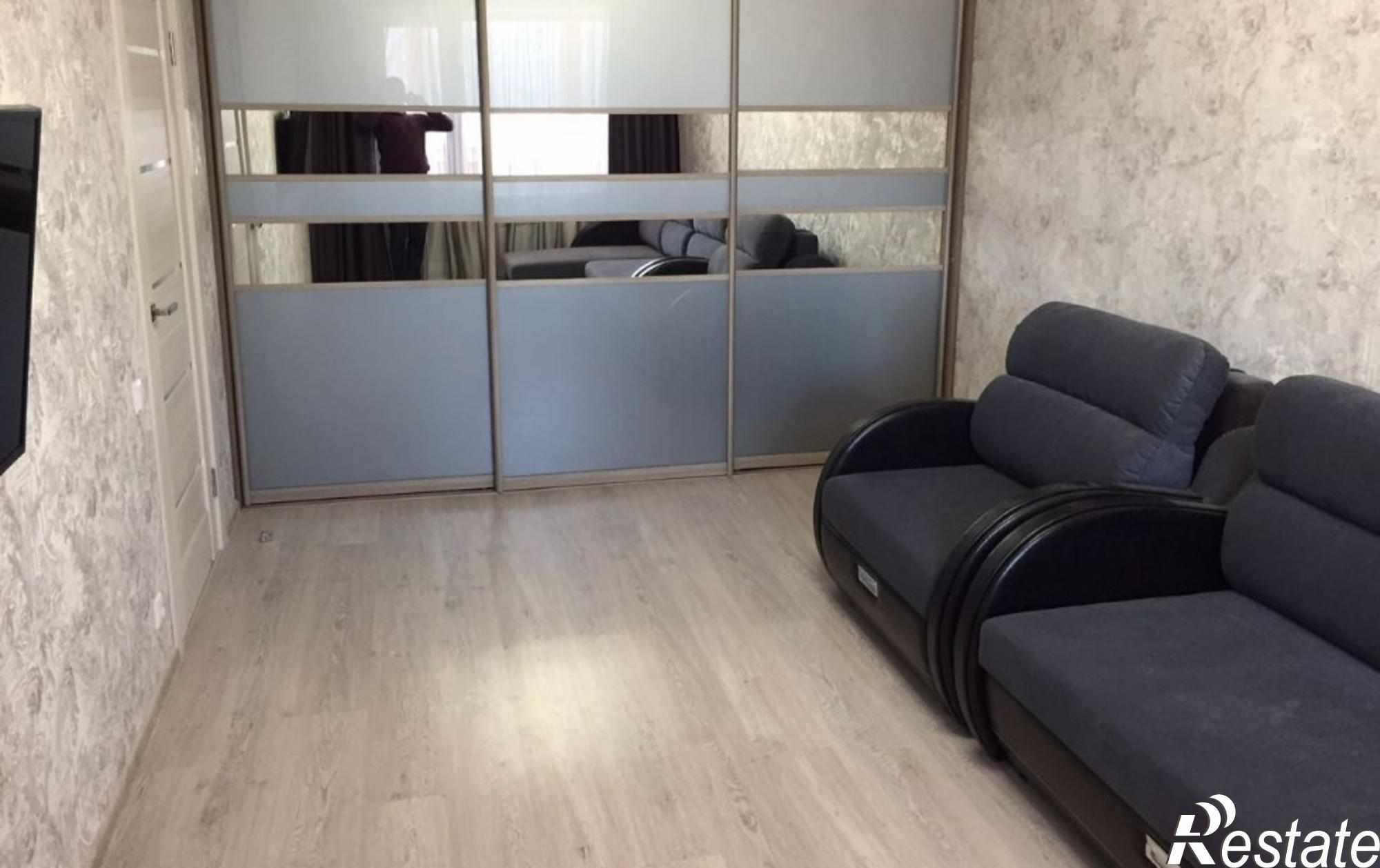 Сдать квартиру за 14 000 рублей на Авроры улица, 106