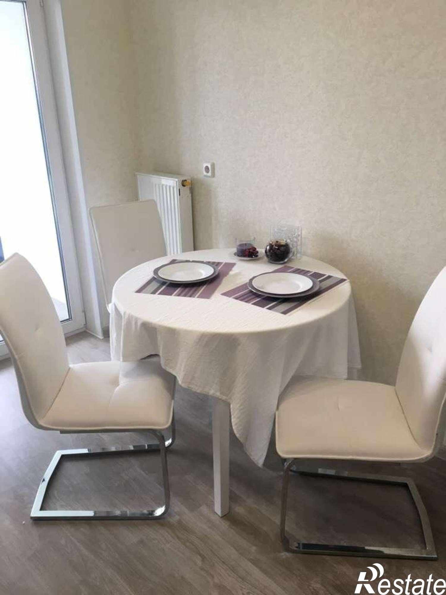 Сдать квартиру за 20 000 рублей на Революционная улица, 101б