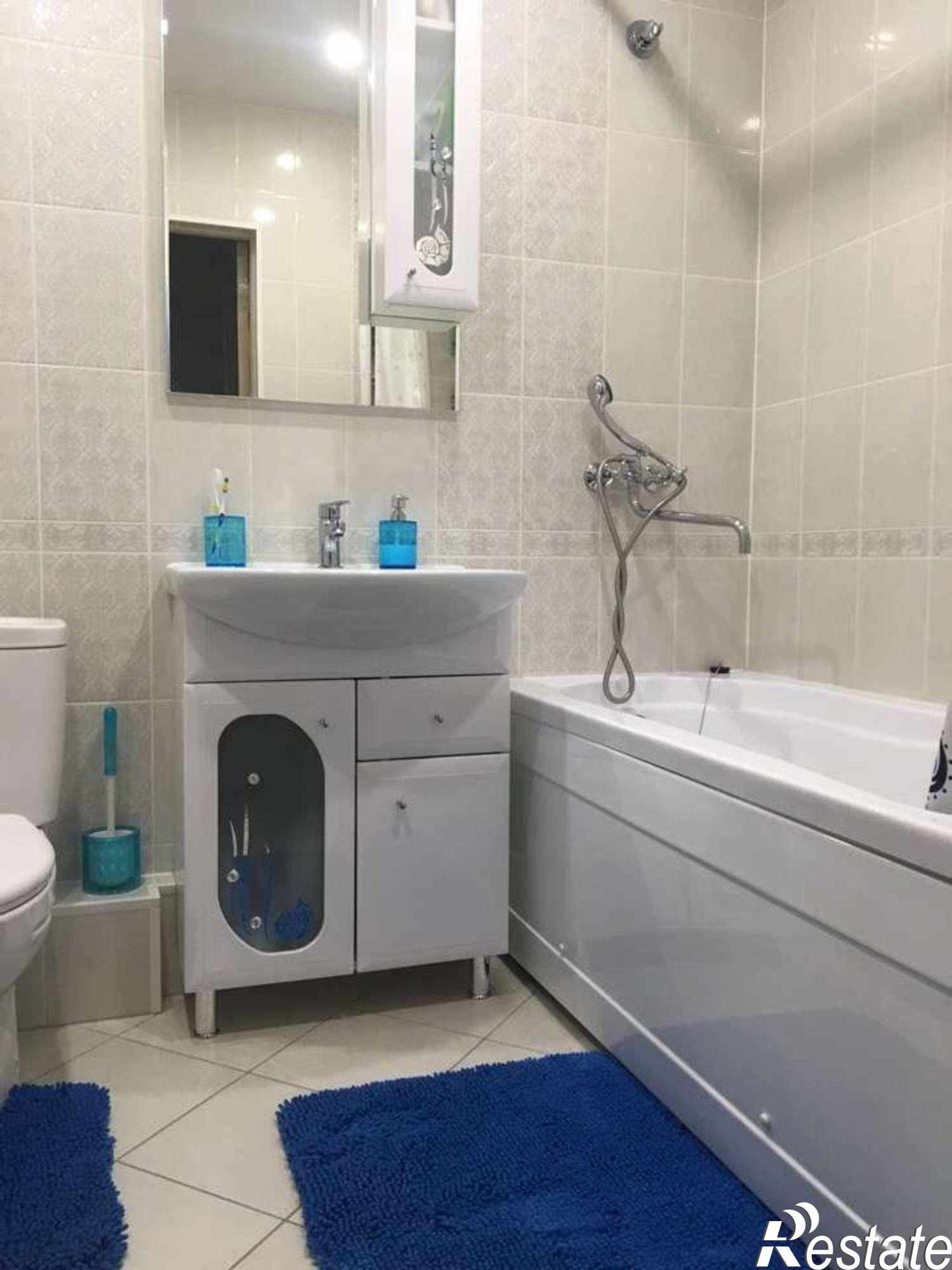 Сдать квартиру за 20 000 рублей на Революционная улица, 101б