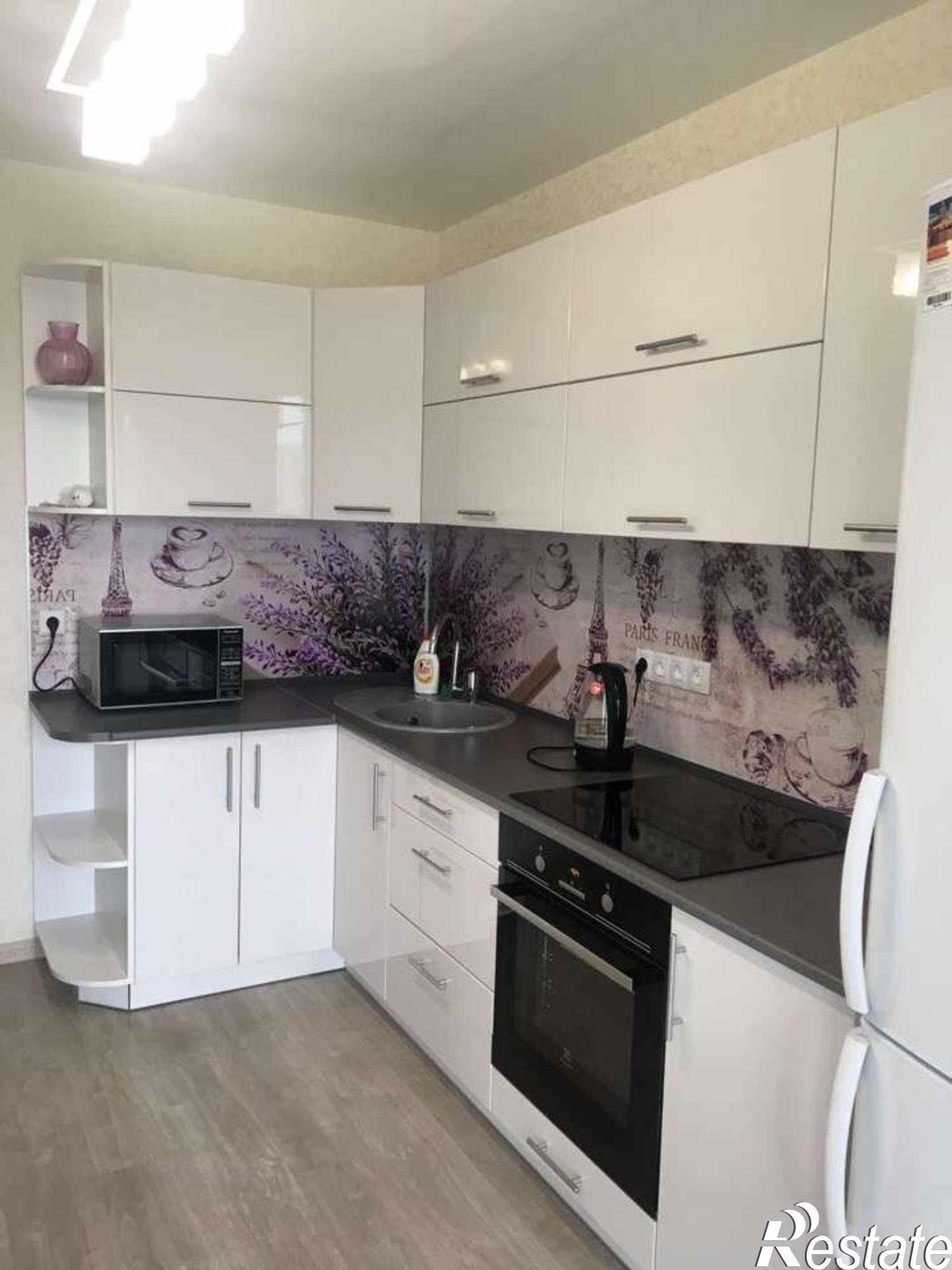 Сдать квартиру за 20 000 рублей на Революционная улица, 101б