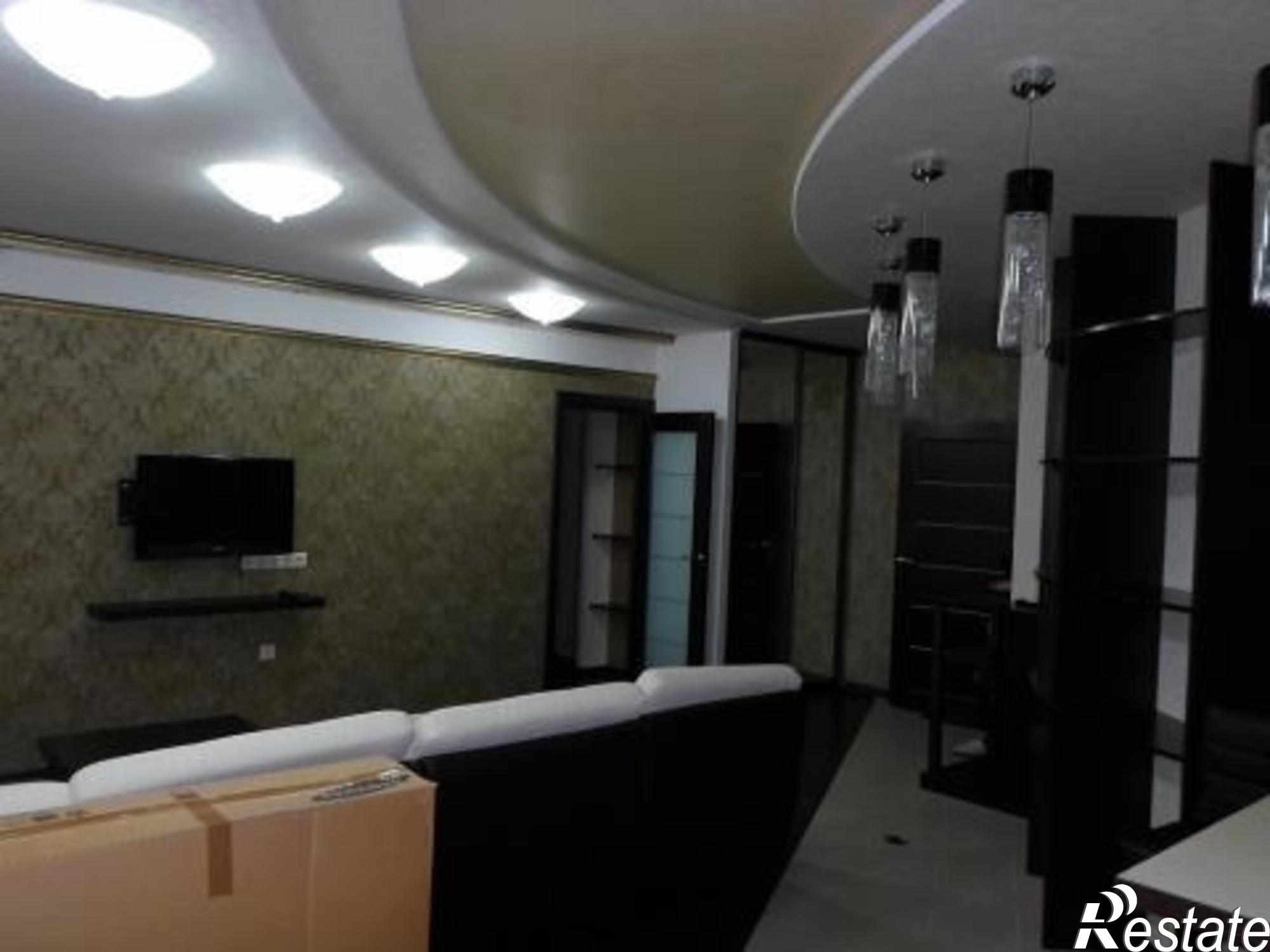 Сдать квартиру за 13 500 рублей на Елизарова улица, 36