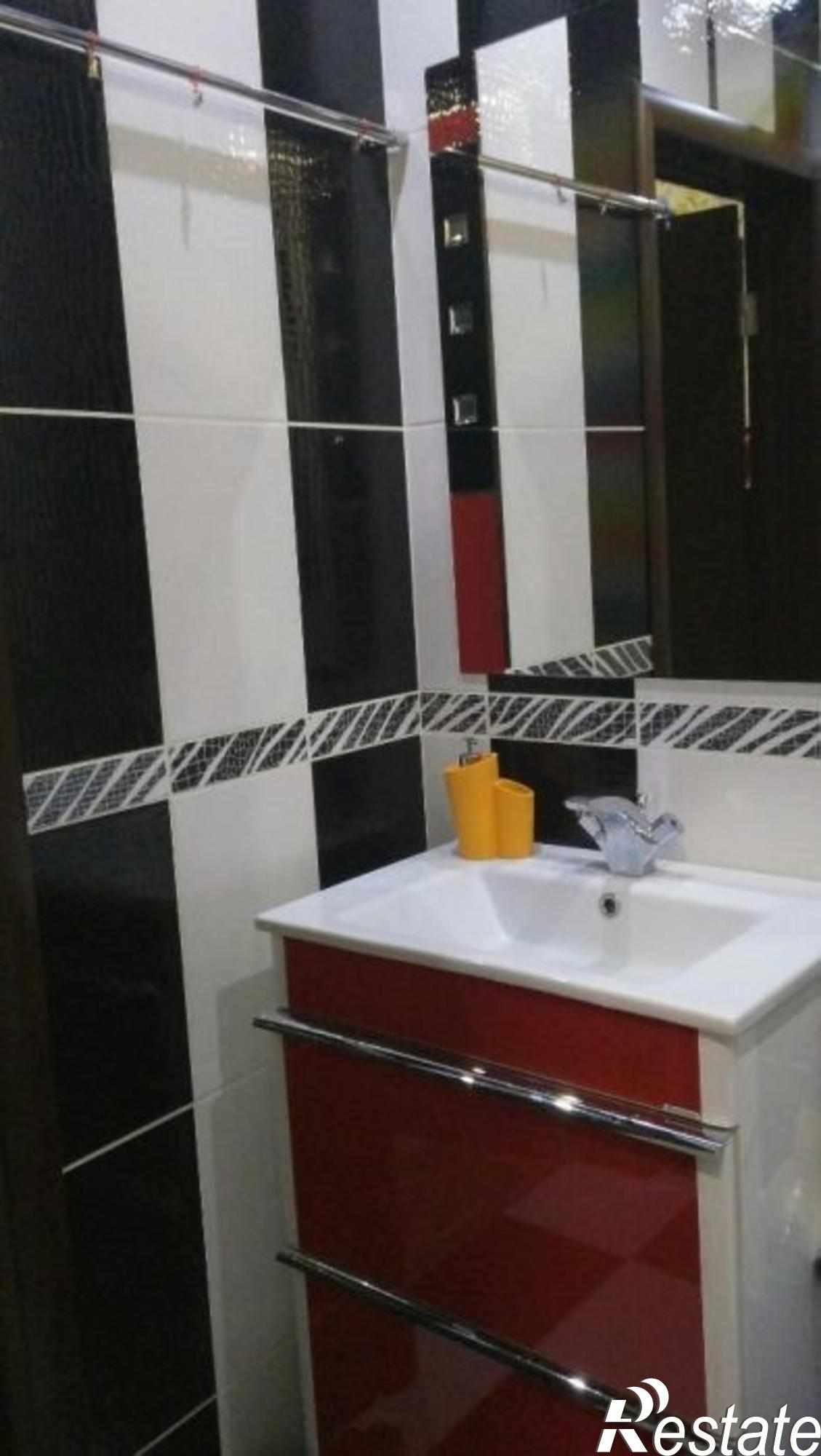 Сдать квартиру за 17 000 рублей на Силина улица, 17