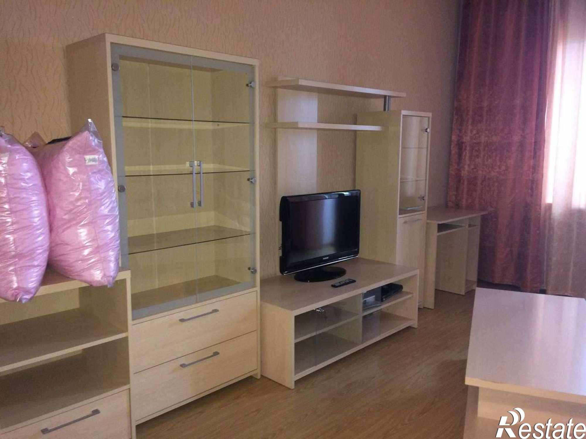 Сдать комнату за 8 000 рублей на Свободы улица, 9