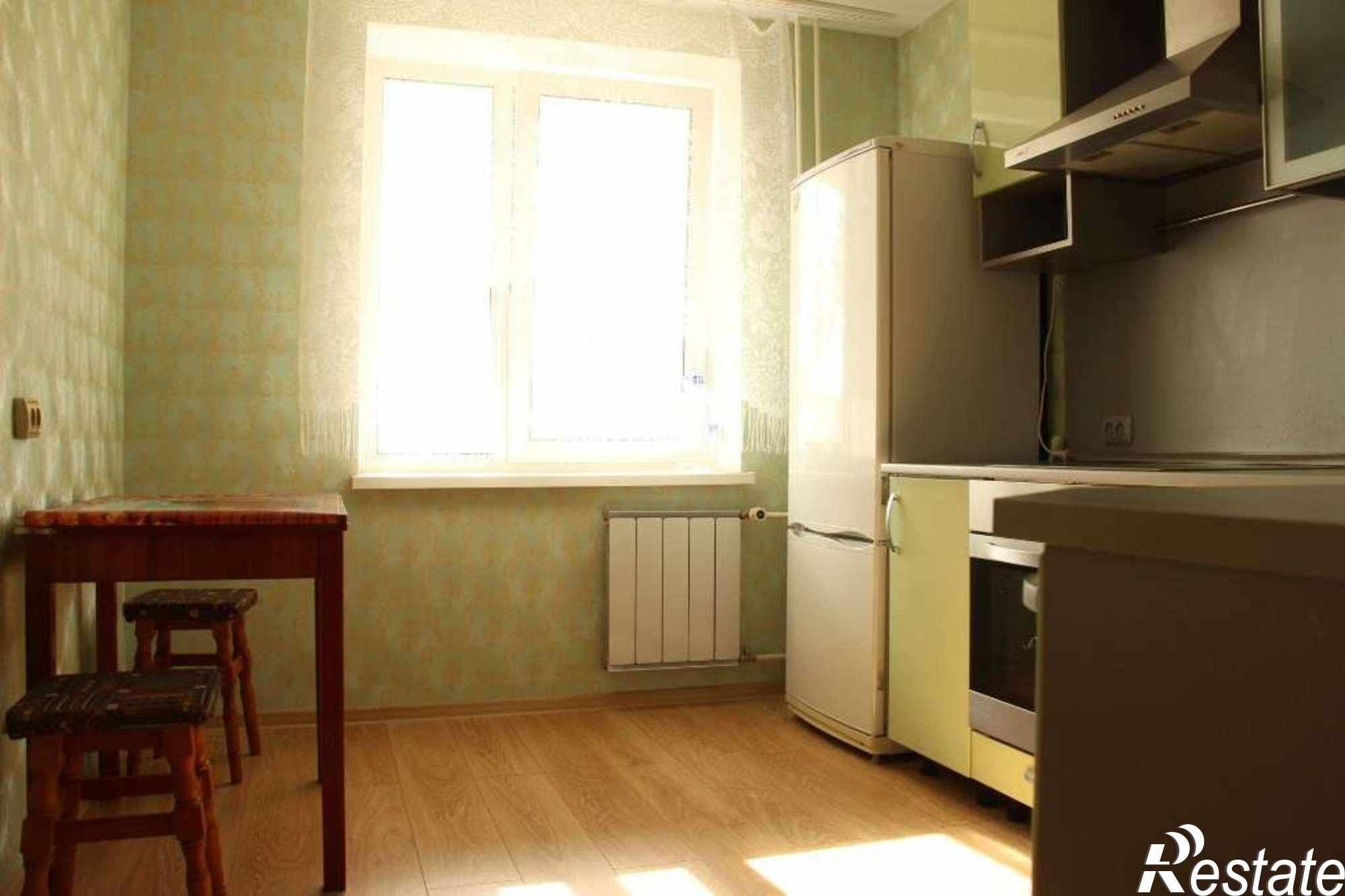 Сдать квартиру за 15 000 рублей на Металлургов проспект, 46