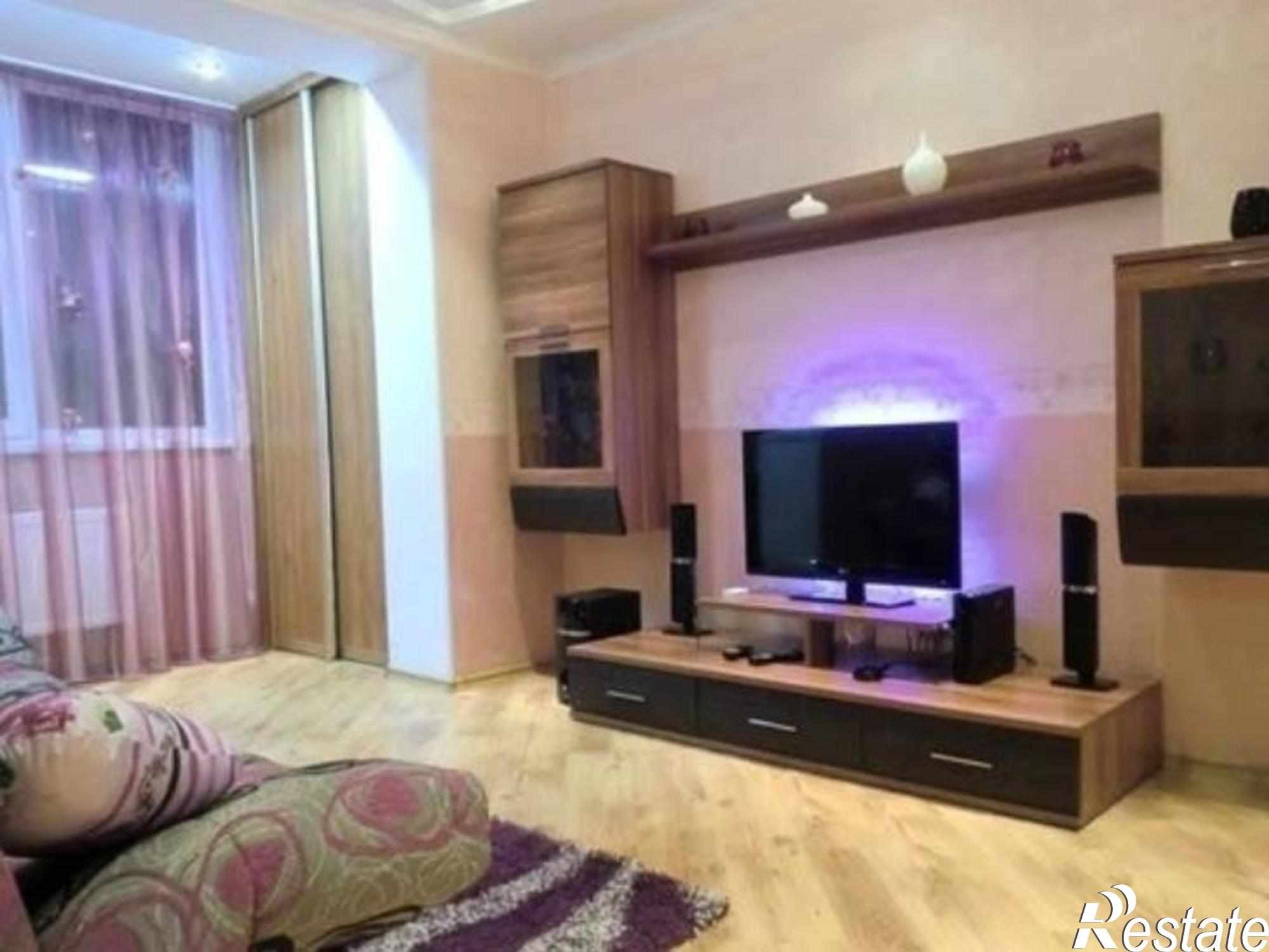 Сдать квартиру за 9 000 рублей на 5-я просека, 99