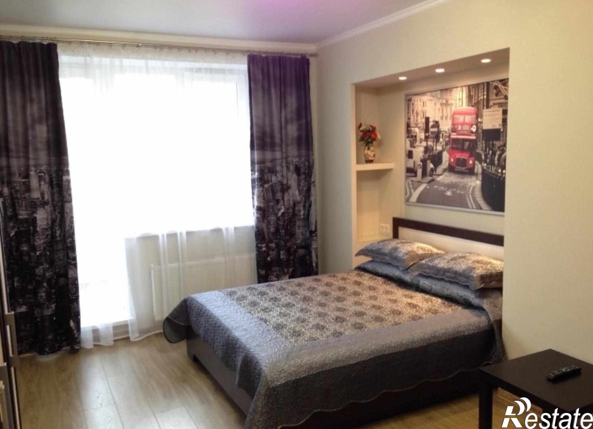 Сдать комнату за 10 000 рублей на Антонова-Овсеенко улица, 4