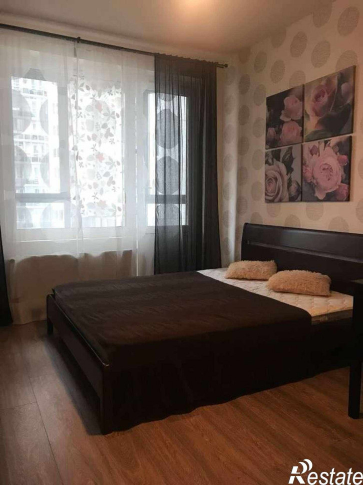 1-комн квартира Авроры улица, 68