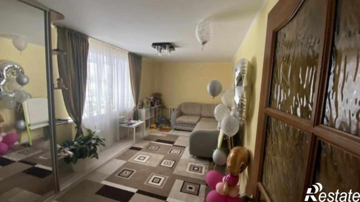 1-комн квартира Победы улица, 8