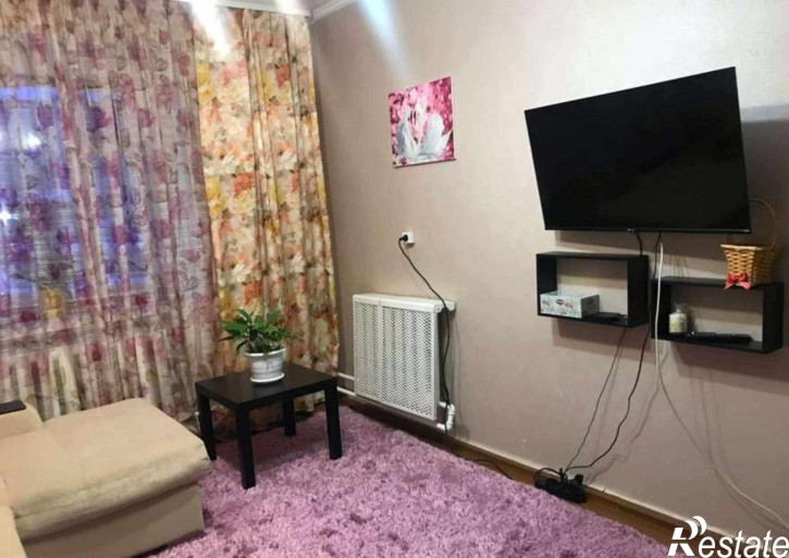 2-комн квартира Ивана Булкина улица, 80
