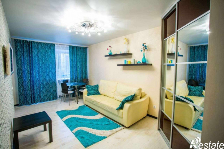 1-комн квартира Красных Коммунаров улица, 20