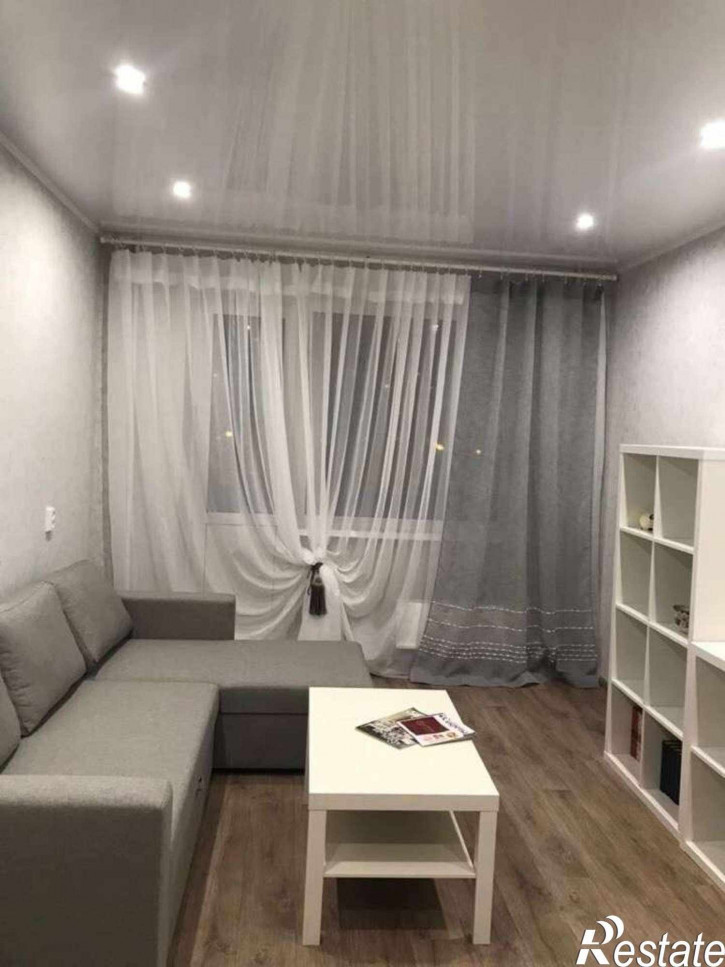 2-комн квартира Победы улица, 7