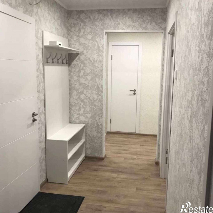 2-комн квартира Победы улица, 7