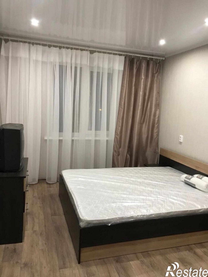 2-комн квартира Победы улица, 7