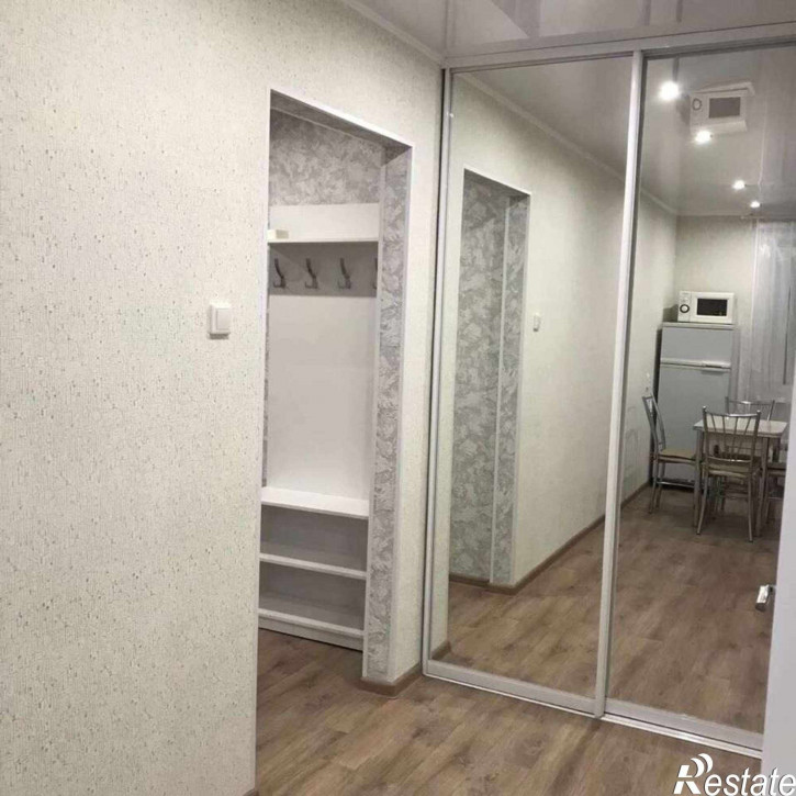 2-комн квартира Победы улица, 7