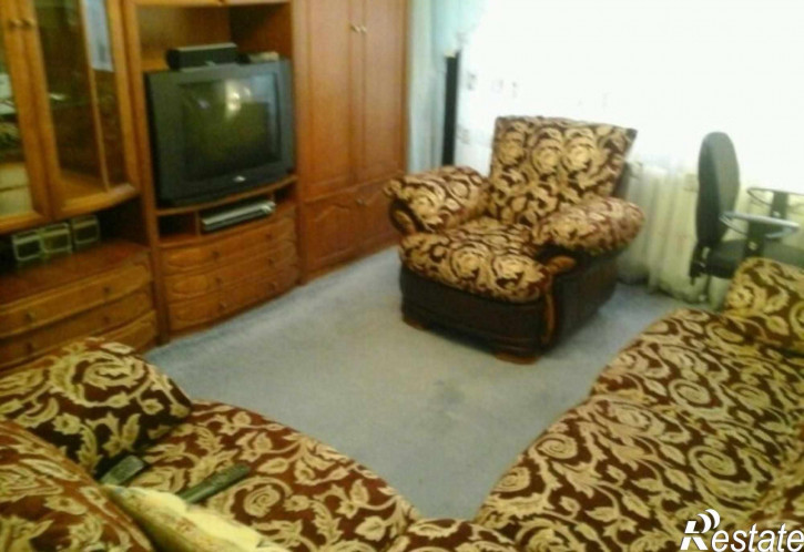1-комн квартира Красных Коммунаров улица, 4