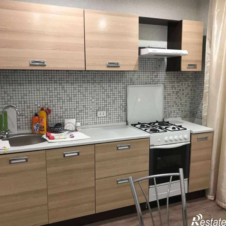 2-комн квартира Победы улица, 7