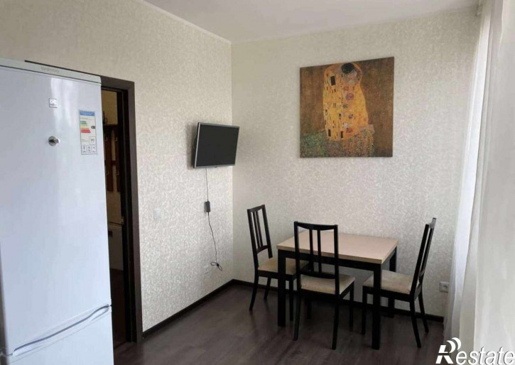 1-комн квартира Свободы улица, 1а