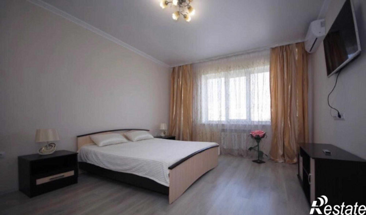 1-комн квартира Советской Армии улица, 105