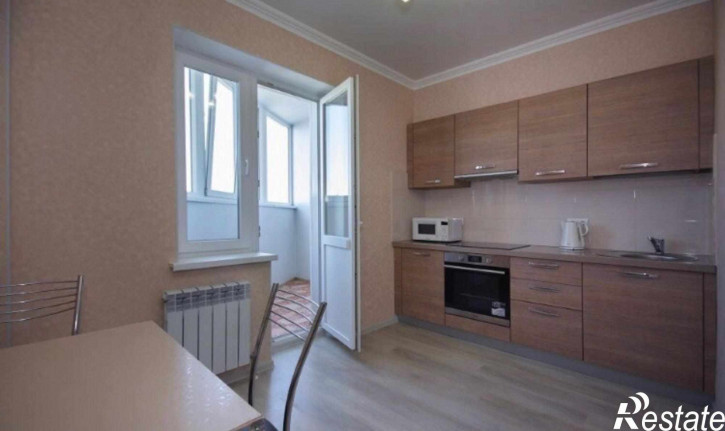1-комн квартира Советской Армии улица, 105