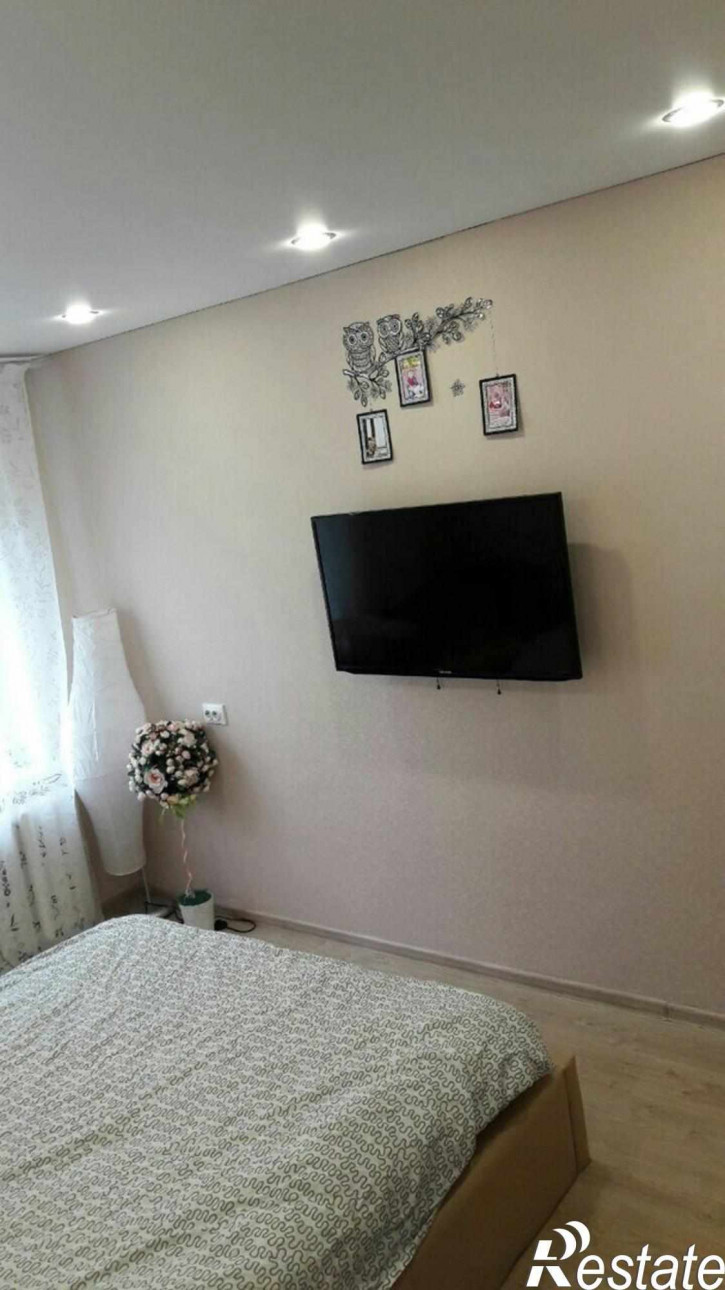 2-комн квартира Спортивная улица, 5