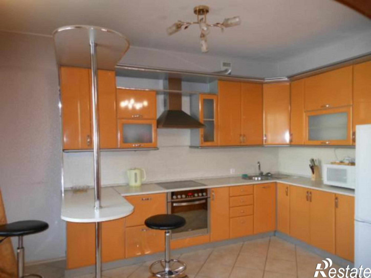 3-комн квартира Авроры улица, 68