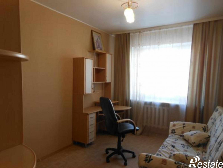 3-комн квартира Авроры улица, 68