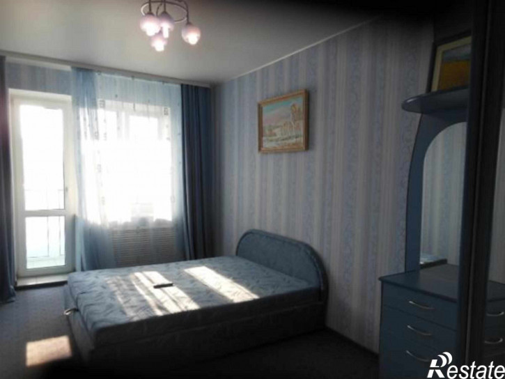 3-комн квартира Авроры улица, 68