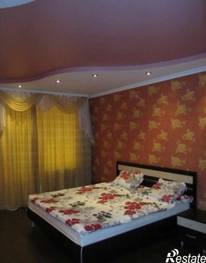 2-комн квартира Демократическая улица, 41