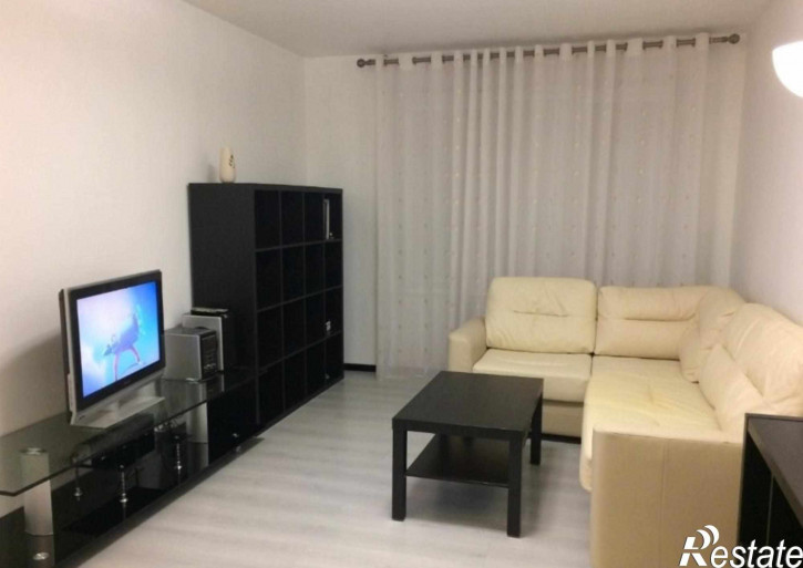 1-комн квартира Победы улица, 75