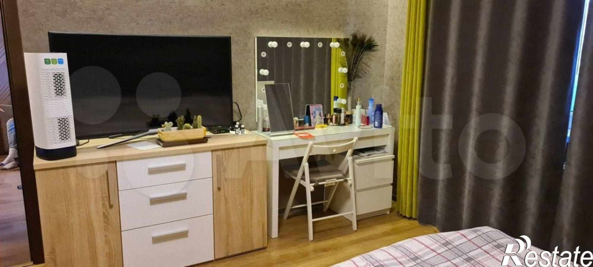 Купить квартиру за 8 250 000 рублей на Генерала Челнокова ул, -