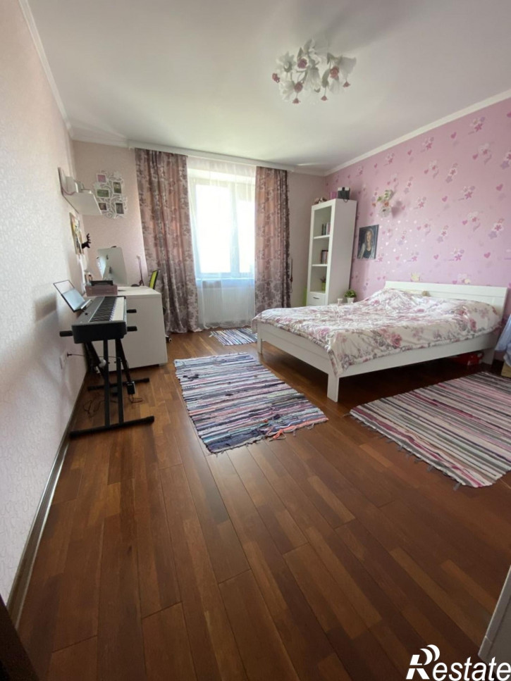 3-комн квартира Банковская ул, 12 а