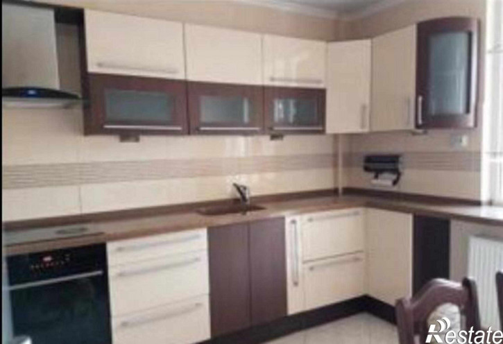 2-комн квартира Генерала Челнокова ул, 40