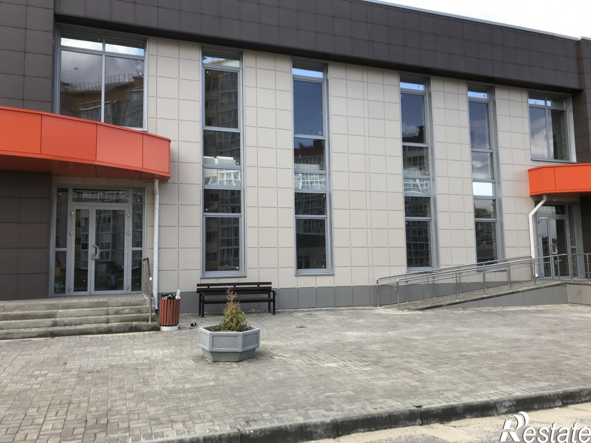 Сдать торговое помещение за 64 000 рублей на ул. Виктора Музыки, д. 3