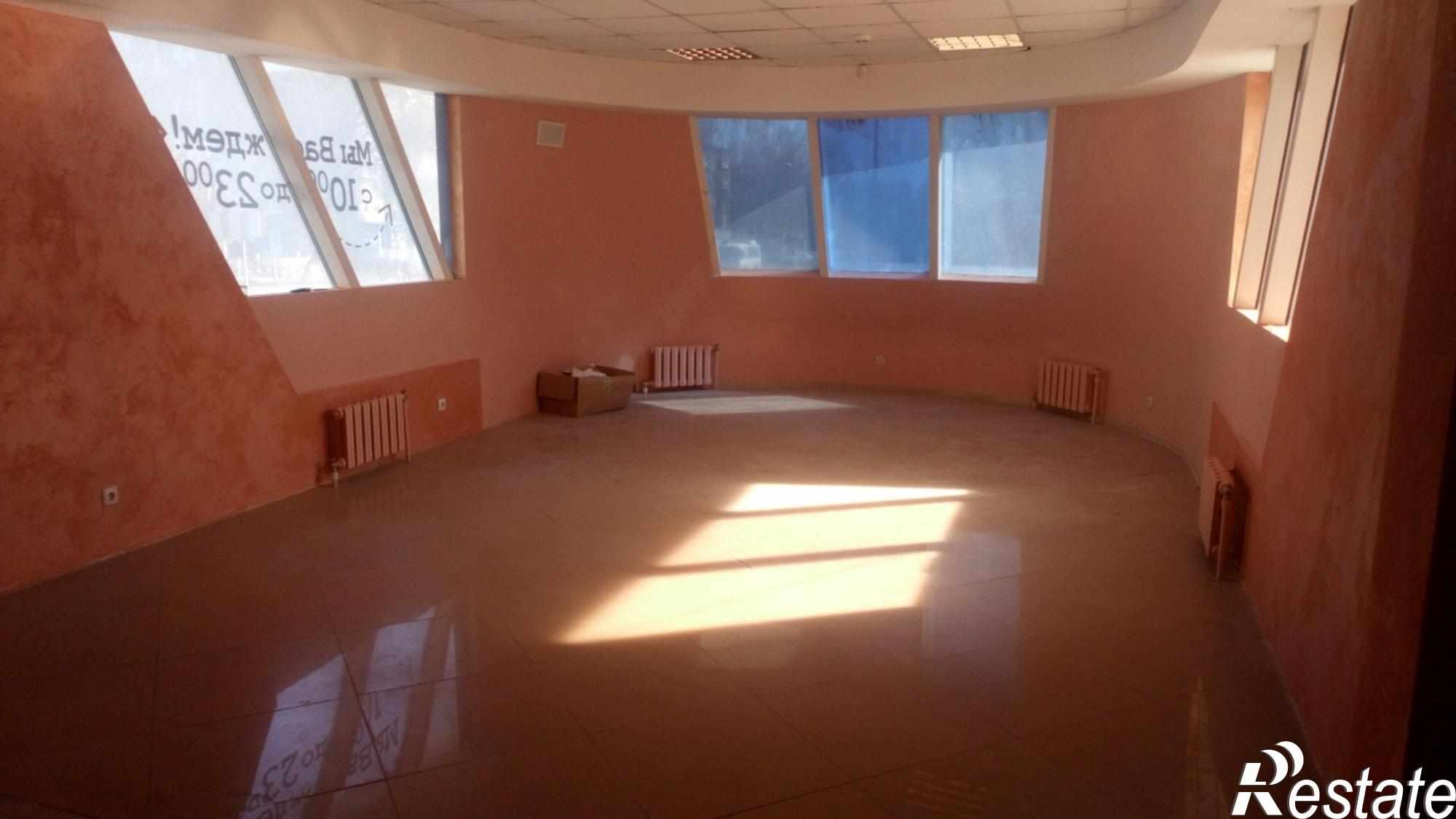 Купить торговое помещение за 9 900 000 рублей на ул. М.И. Неделина, д. 63