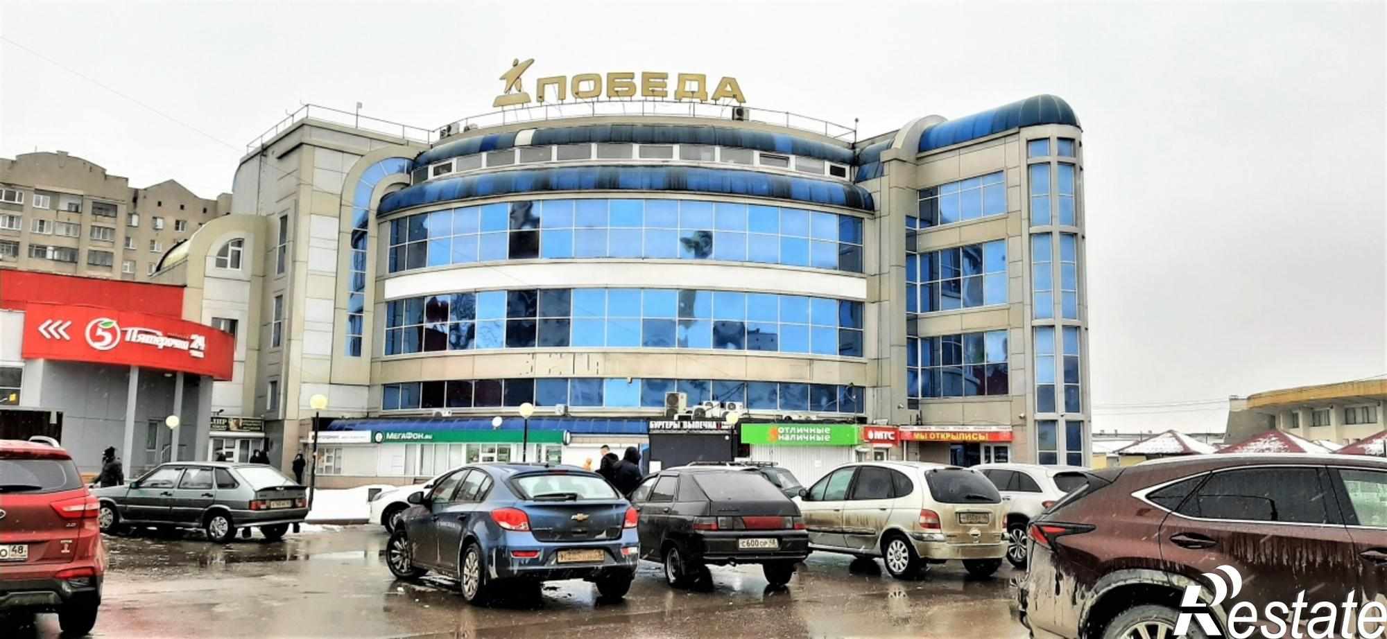 Сдать торговое помещение за 100 000 рублей на пл. Победы, д. 5А
