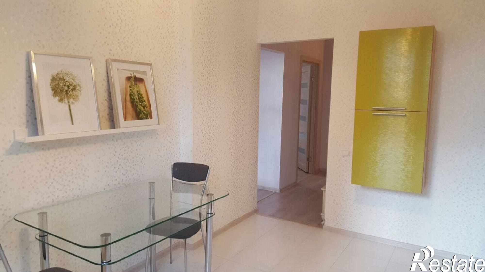 Сдать квартиру за 35 000 рублей на Сибгата Хакима, 52