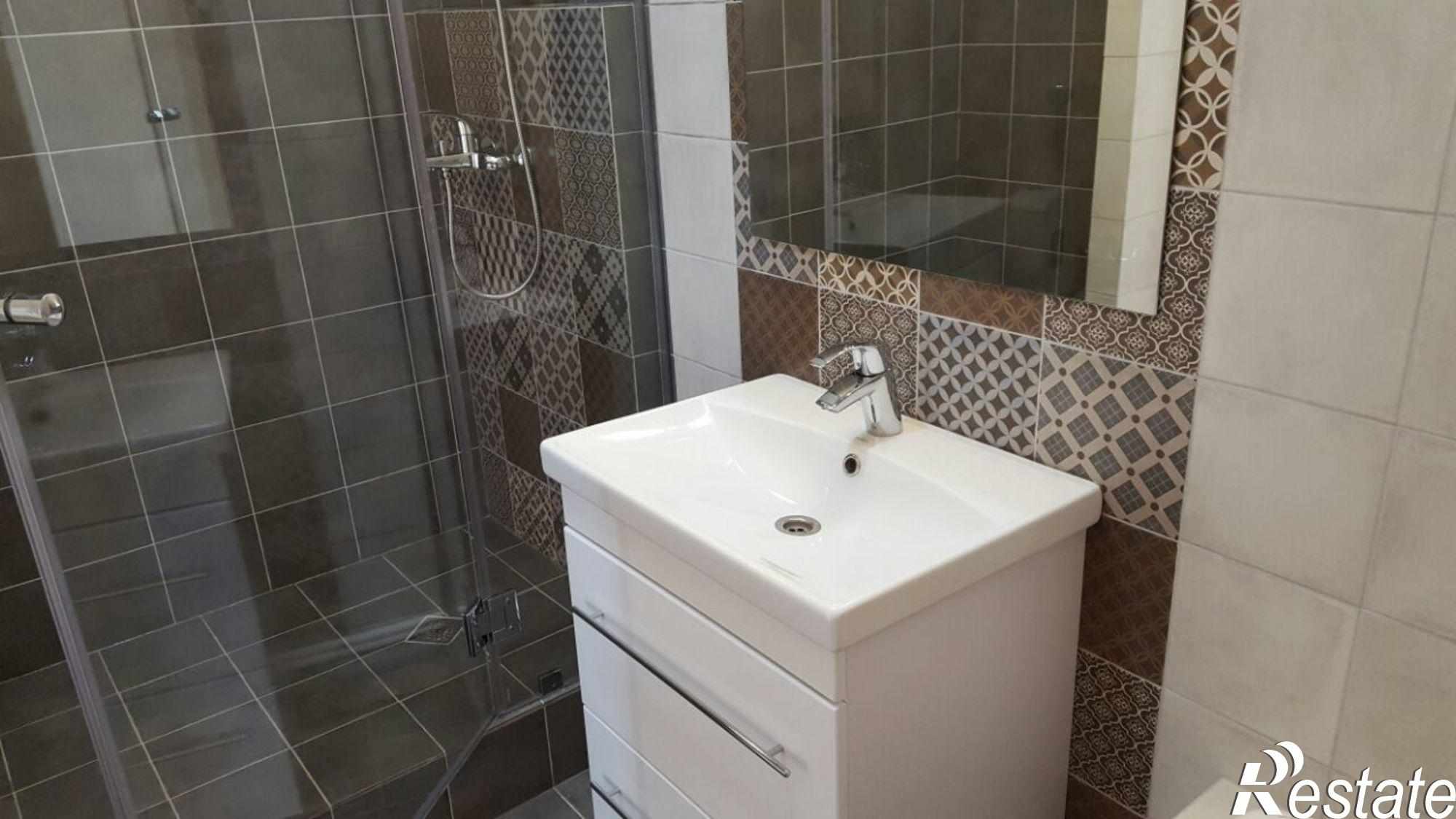 Сдать квартиру за 35 000 рублей на Сибгата Хакима, 52