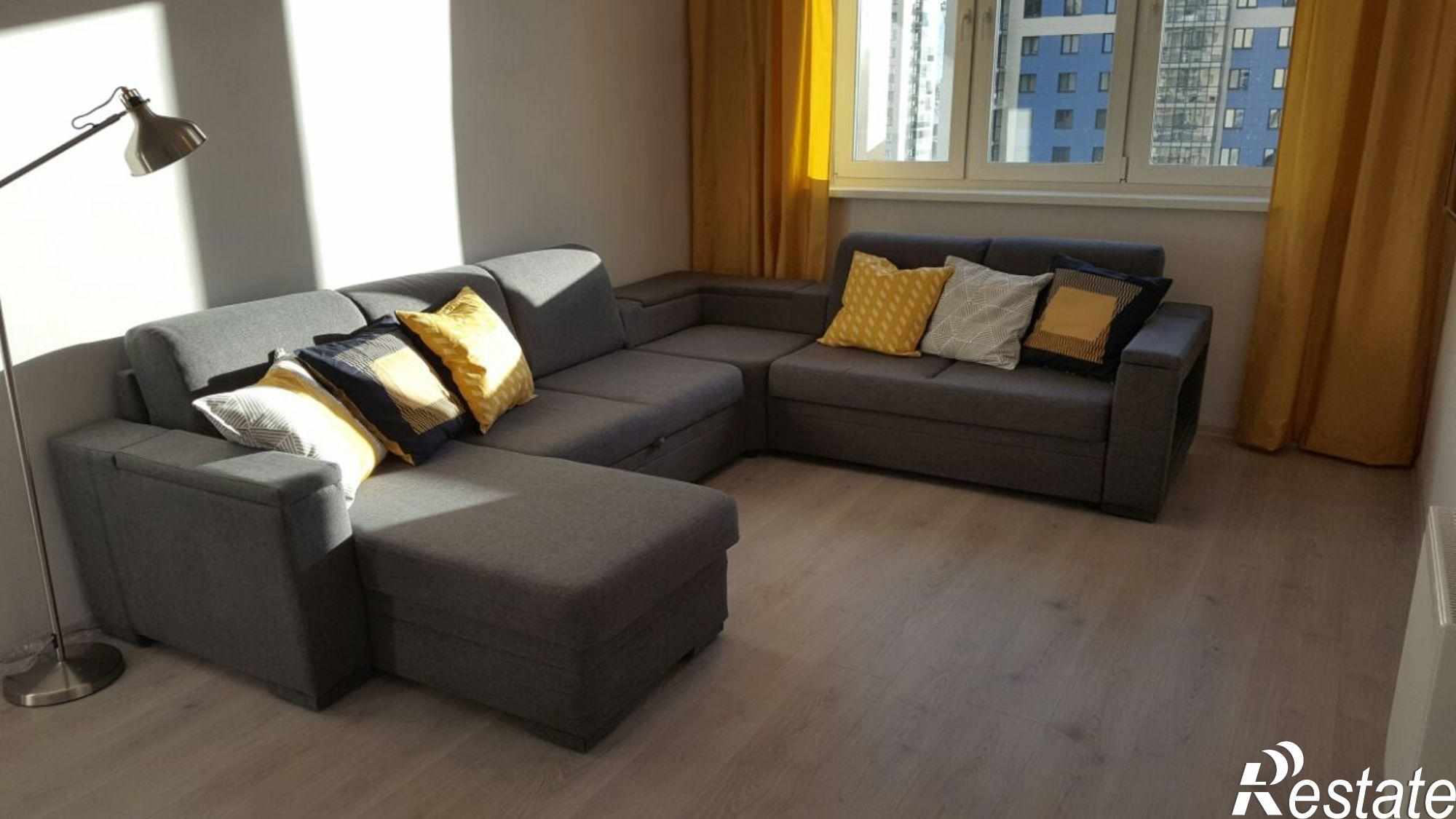 Сдать квартиру за 35 000 рублей на Сибгата Хакима, 52