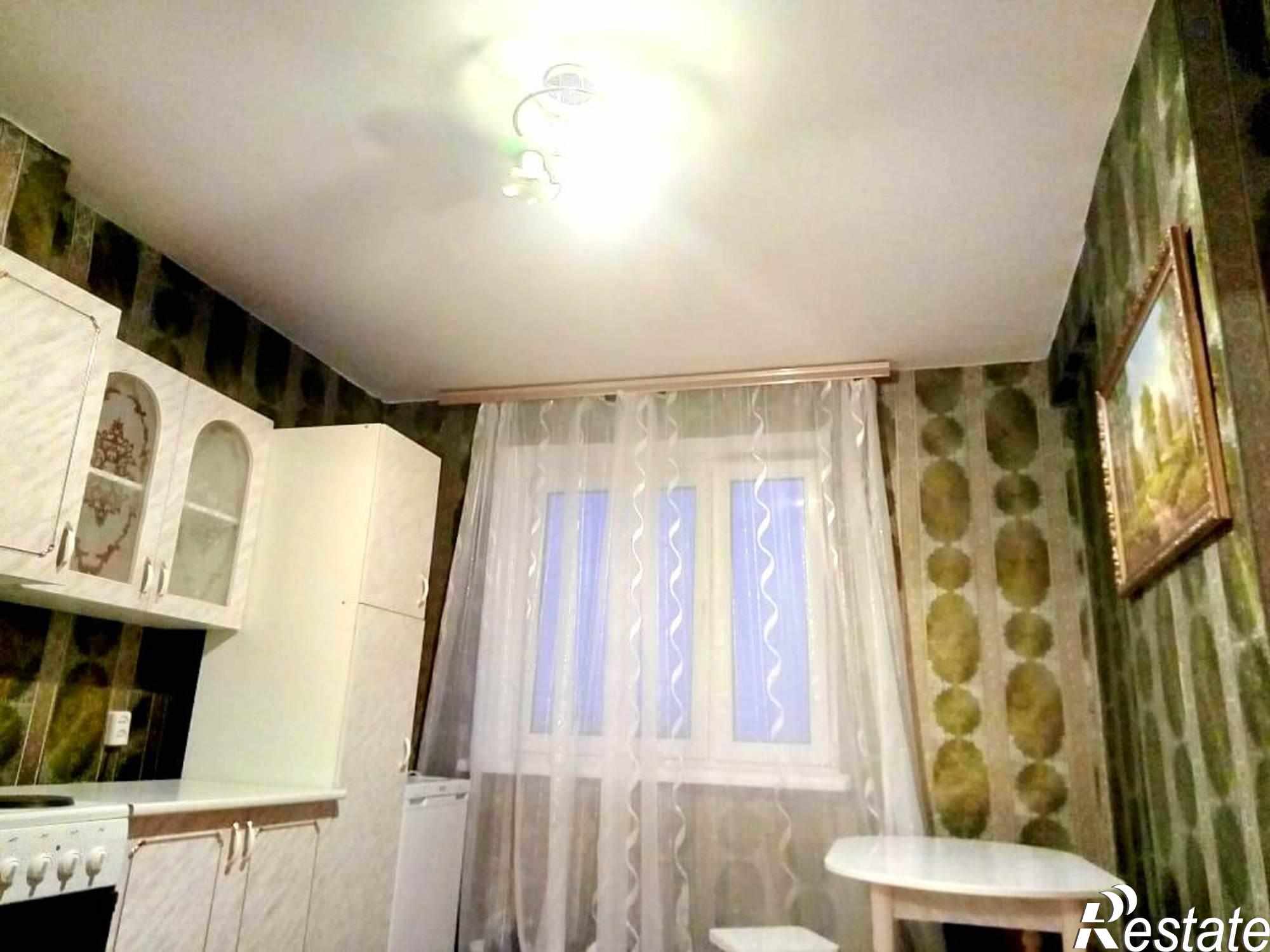 Сдать квартиру за 13 000 рублей на Симонова, 15
